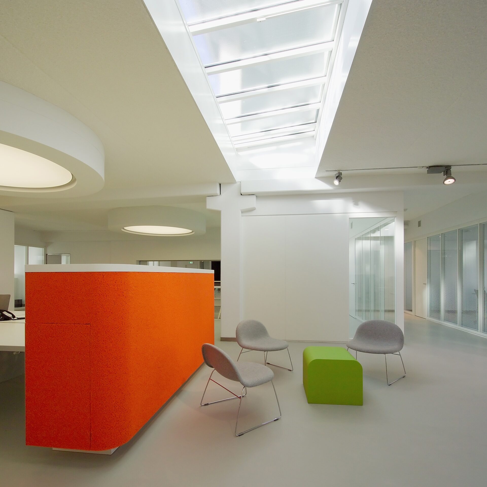 Crocs Europe hoofdkantoor Scheveningen slider C Kerssens architecten interieur